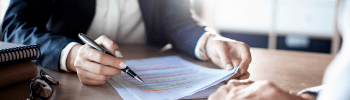 Business people discussion advisor concept